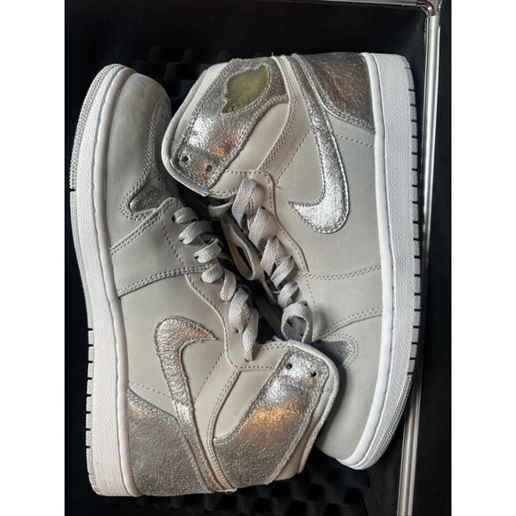 Air Jordan 1 Retro Silver High 25th Anniversary mens 11 - MINT ? Look! main image 14